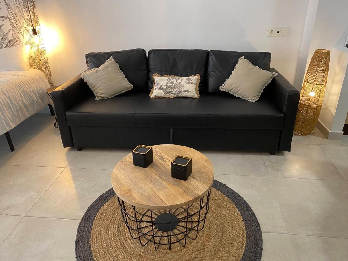 Апартаменты Urban Flat Malaga Centro Экстерьер фото