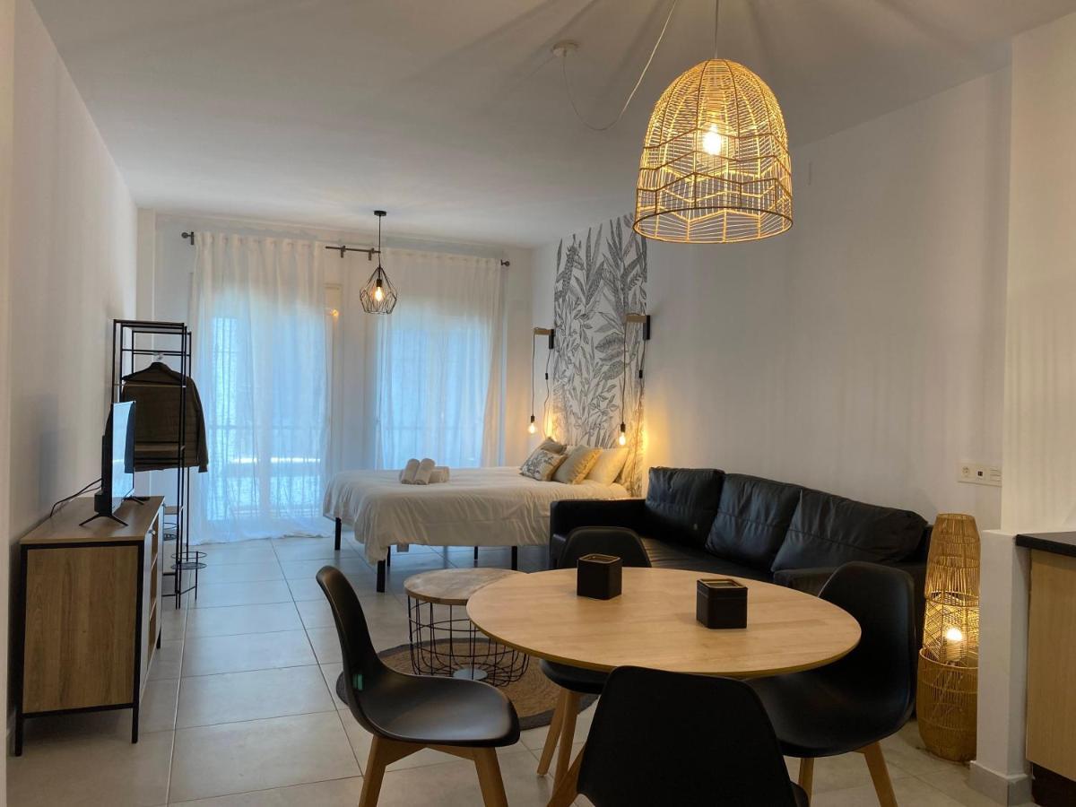 Апартаменты Urban Flat Malaga Centro Экстерьер фото