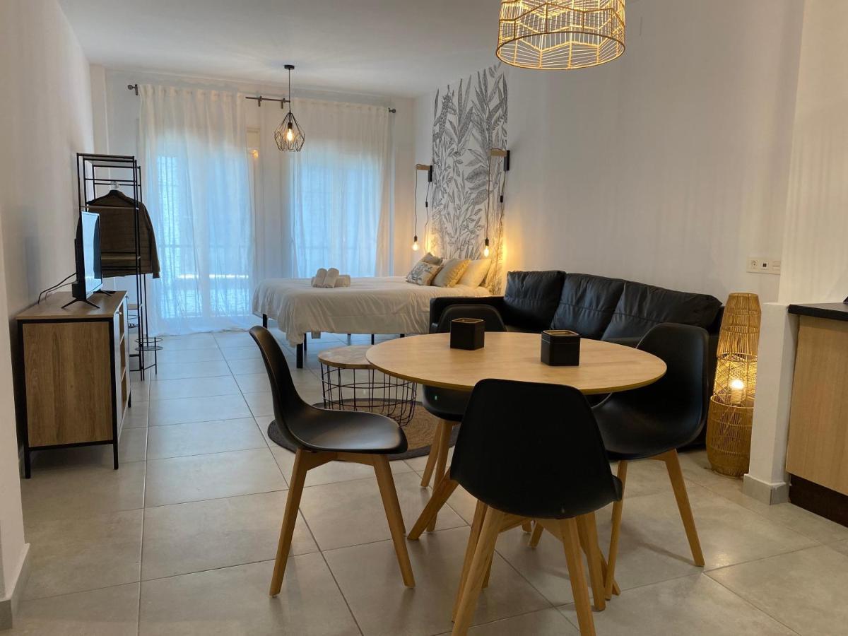 Апартаменты Urban Flat Malaga Centro Экстерьер фото